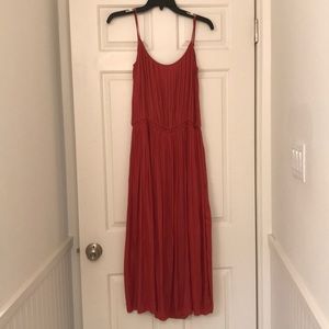 Never-worn Gap red midi dress